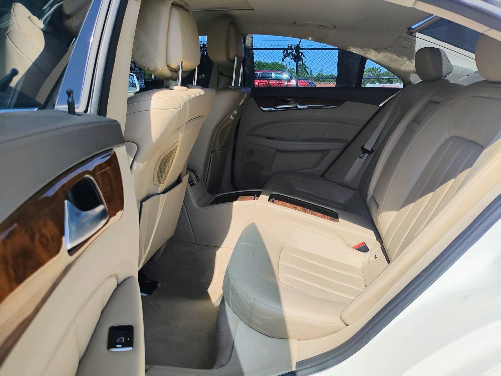 Used 2014 Mercedes-Benz CLS 550 image 8