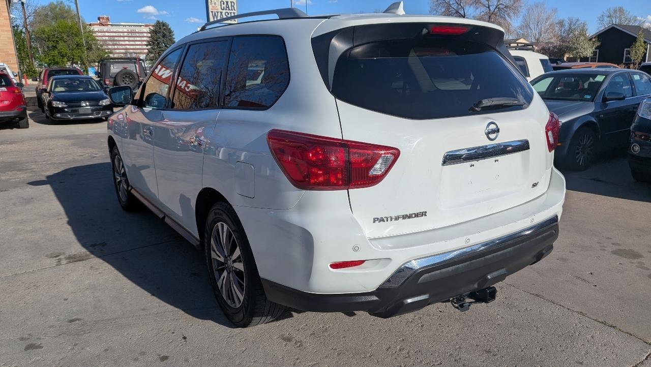 Used 2019 Nissan Pathfinder SV FWD image 7