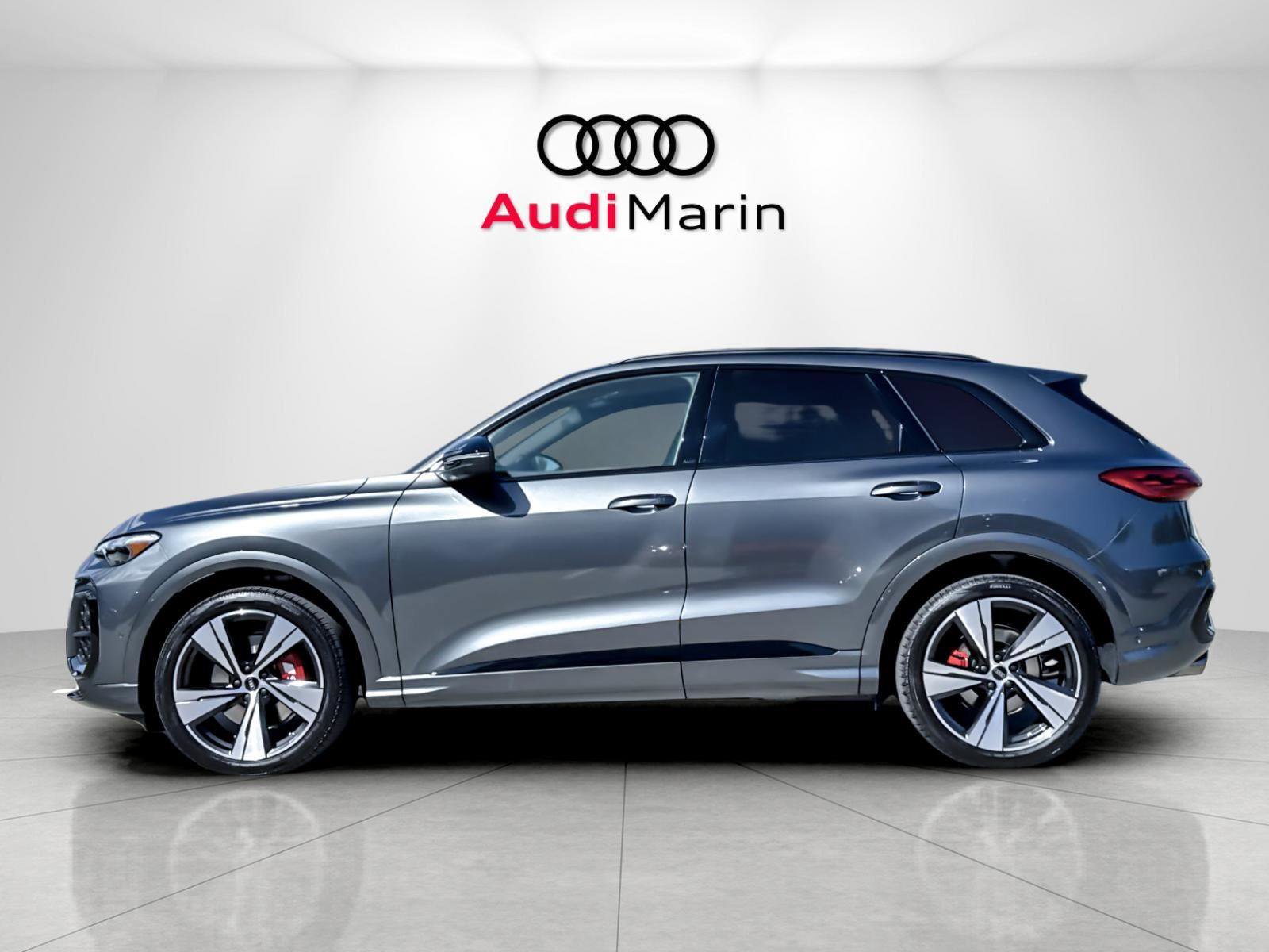 New 2026 Audi SQ5 Premium Plus AWD/4WD image 2