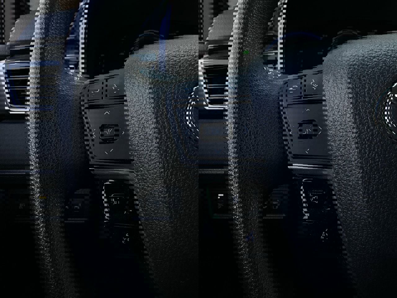 Used 2025 Toyota Camry LE image 32