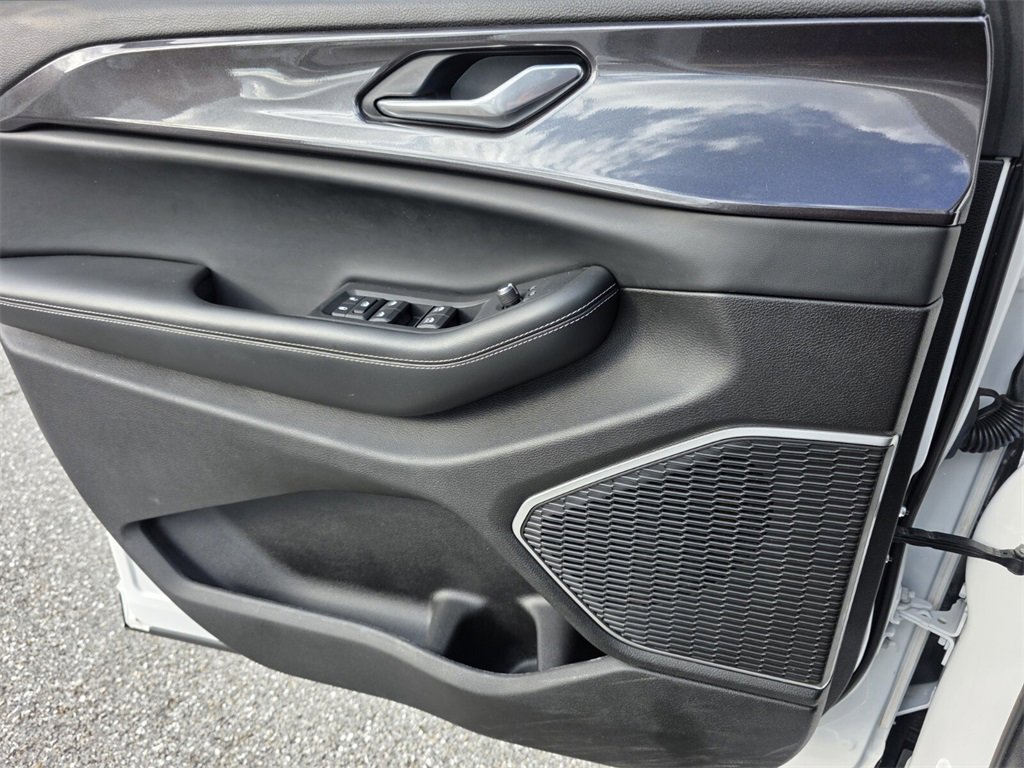 Used 2022 Jeep Grand Cherokee Altitude image 26