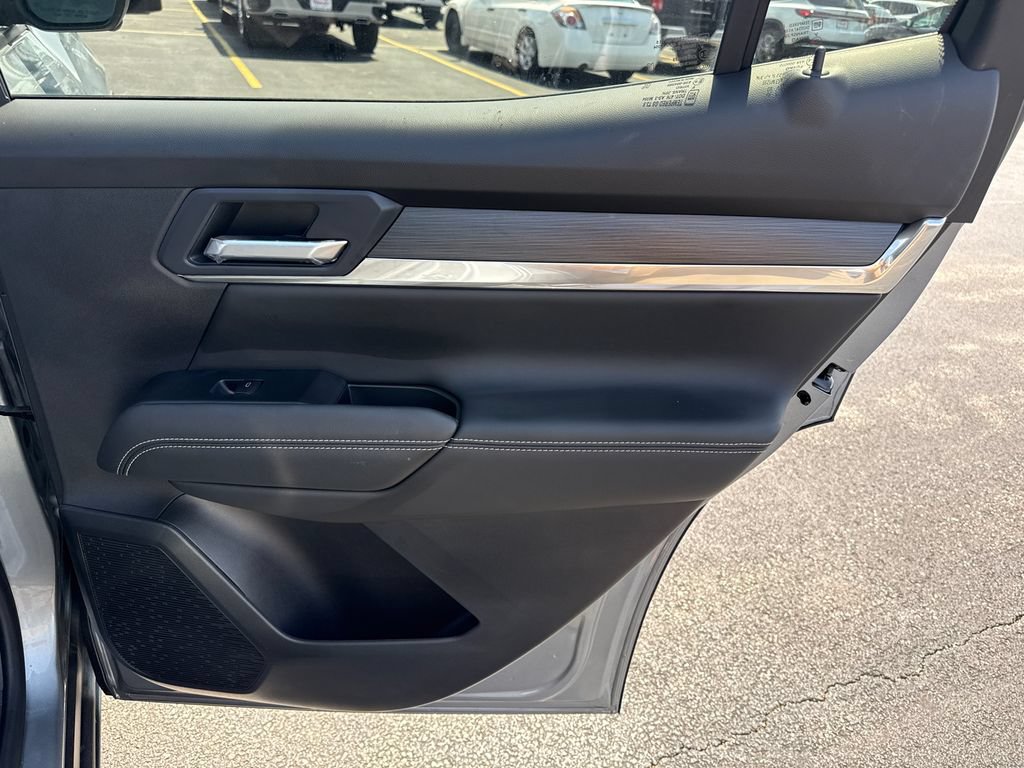 New 2026 GMC Terrain Elevation w/ Elevation Premium Package AWD/4WD image 35