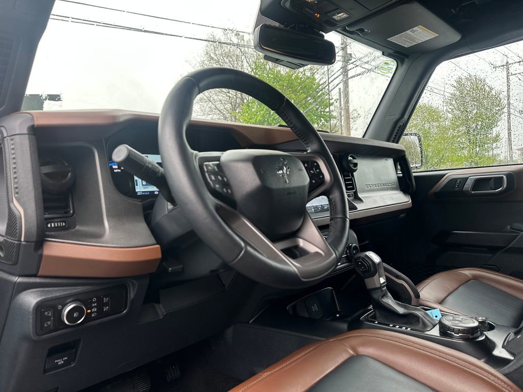 Used 2024 Ford Bronco Outer Banks AWD/4WD image 4