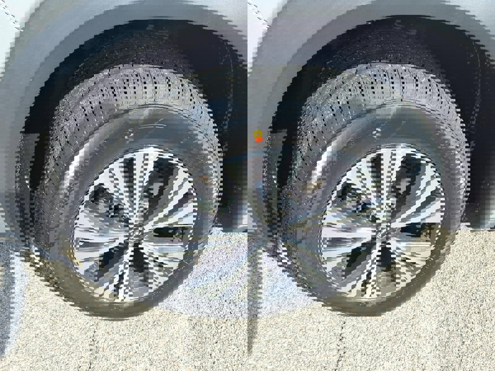 Used 2022 Nissan Rogue SV image 6