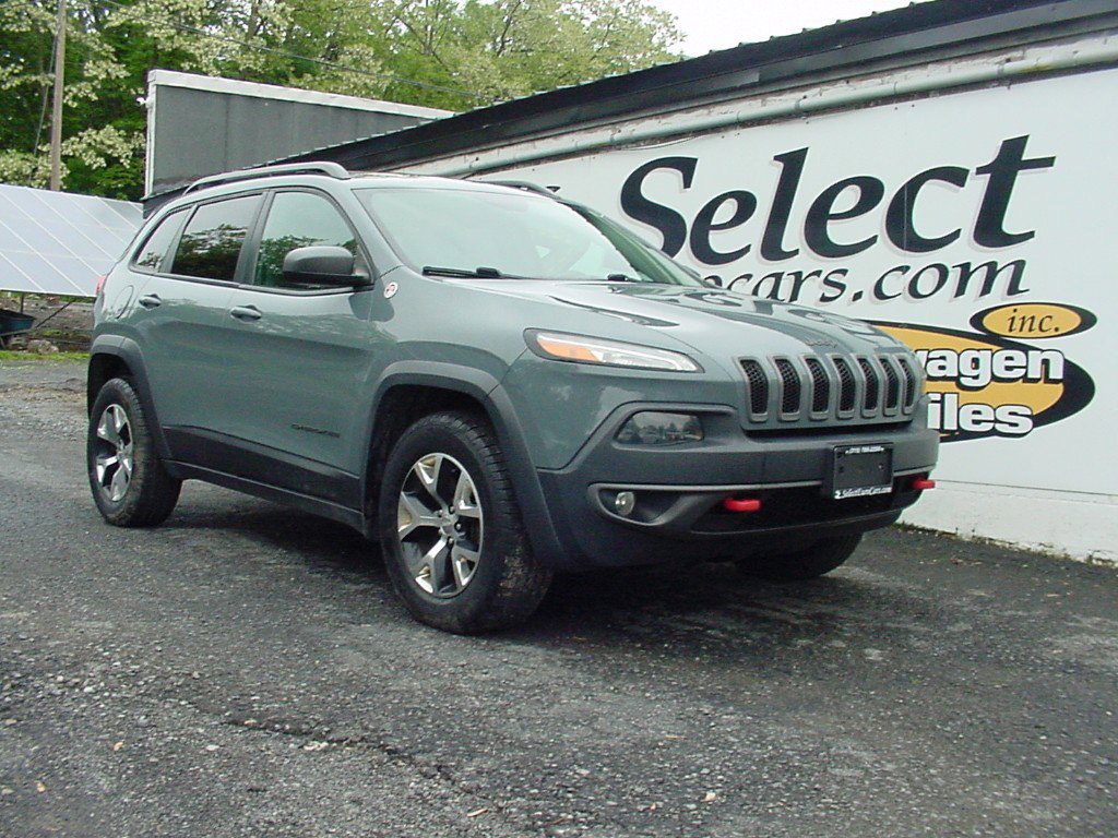 Used 2014 Jeep Cherokee Trailhawk w/ Comfort/Convenience Group