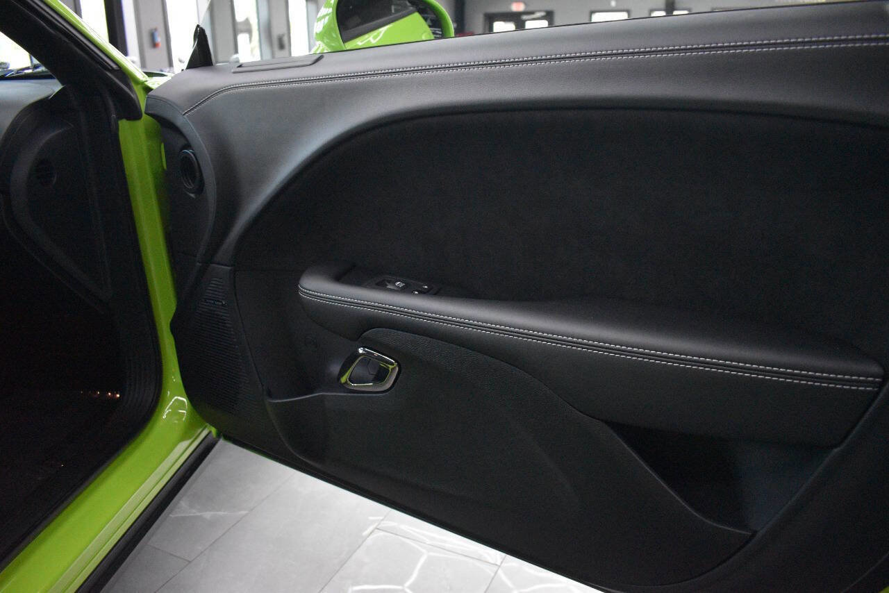 Used 2023 Dodge Challenger SRT Hellcat Redeye RWD image 86