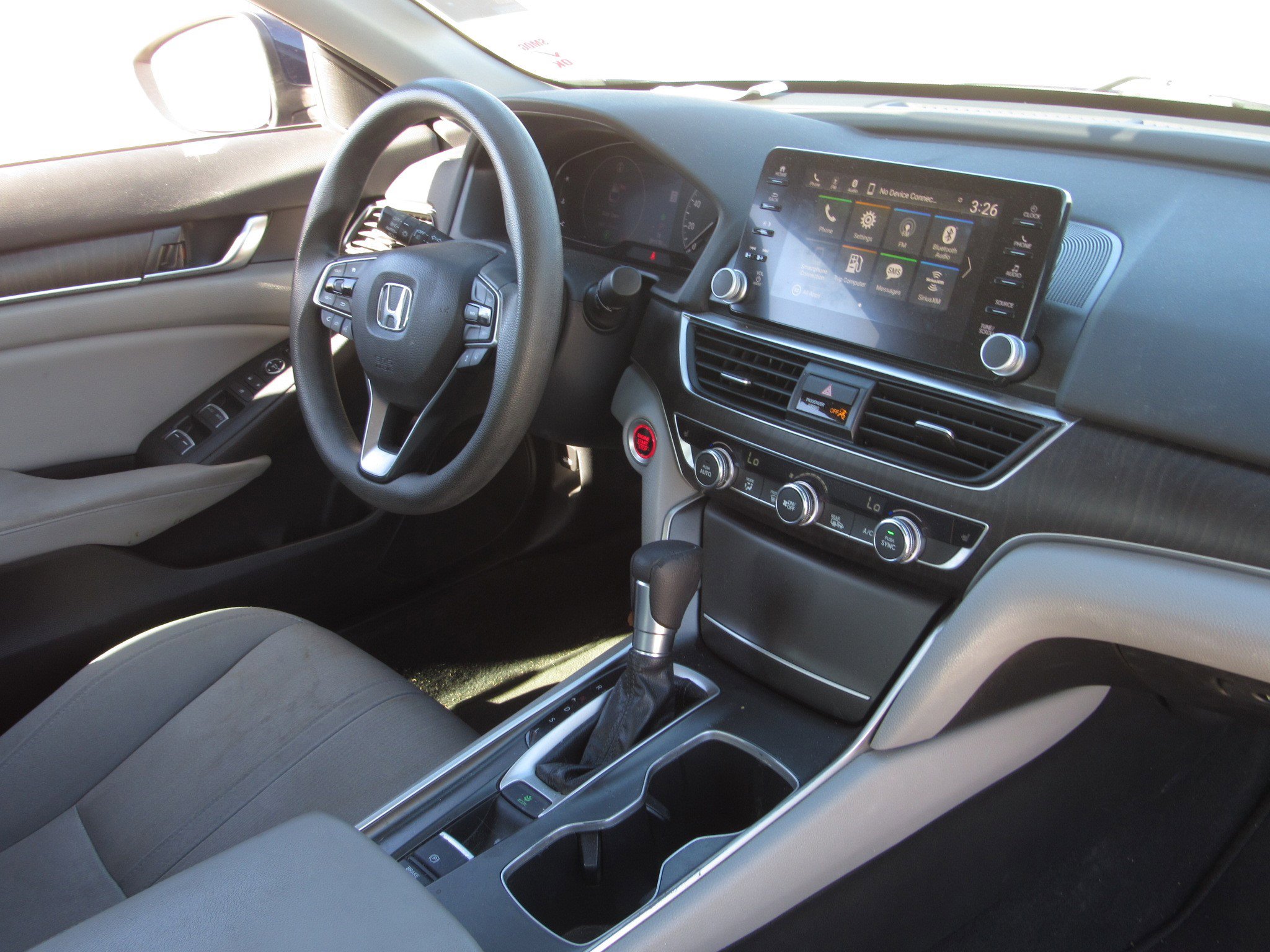 Used 2018 Honda Accord EX image 7