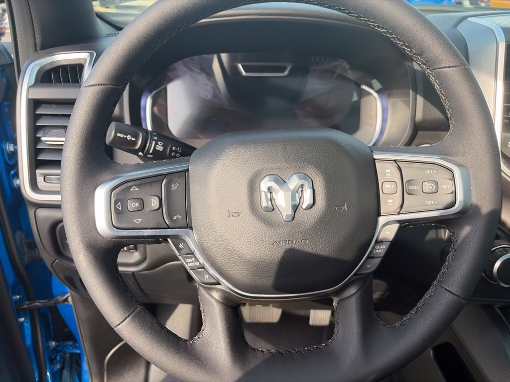 New 2026 RAM 1500 Big Horn AWD/4WD image 29