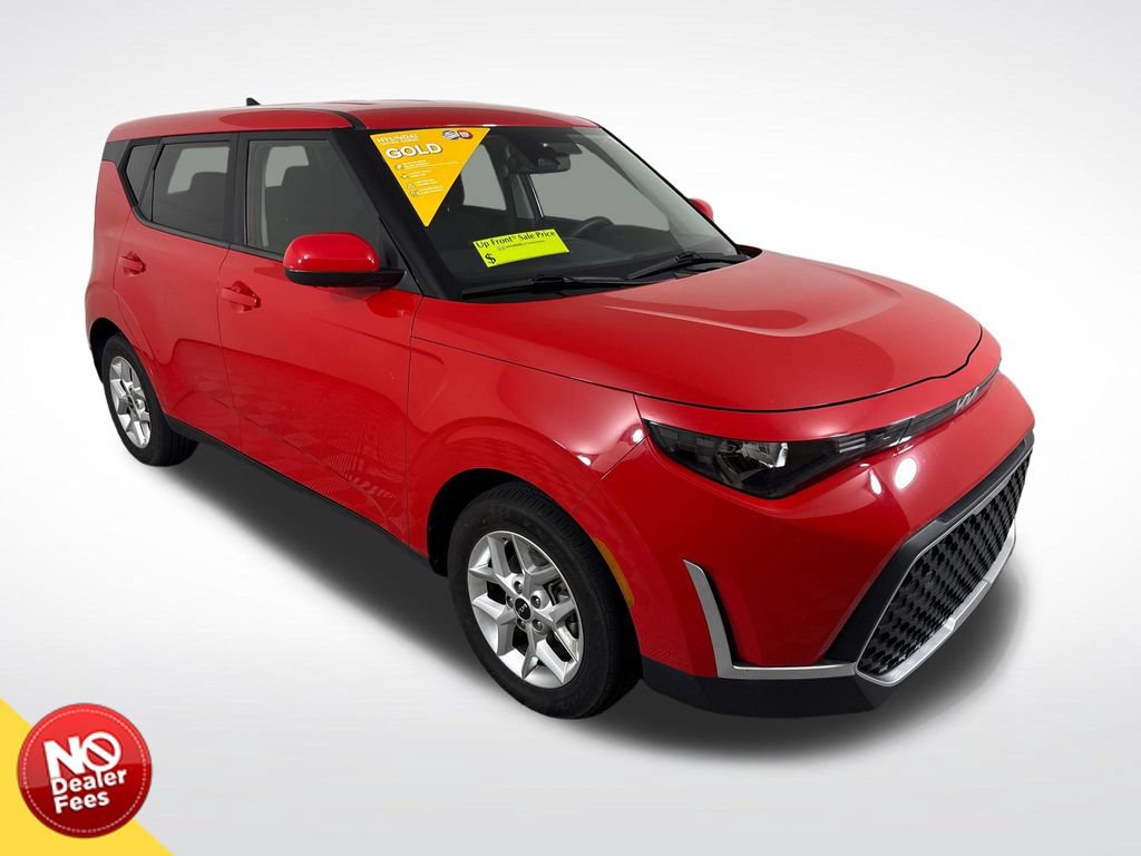 Used 2023 Kia Soul LX w/ LX Technology Package