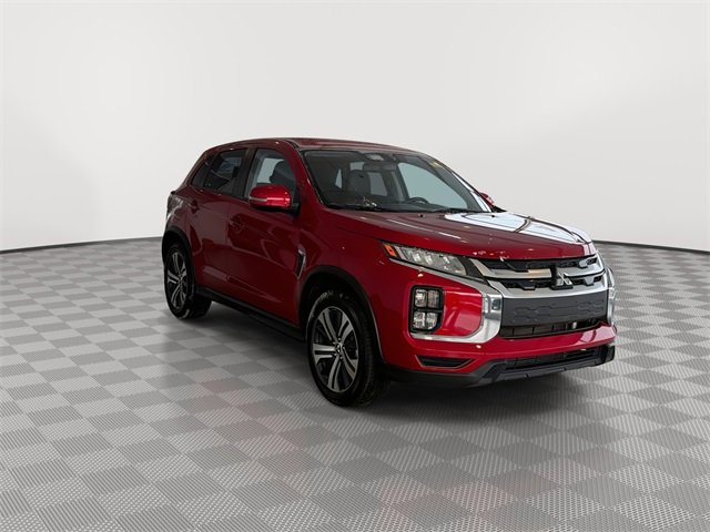 Used 2024 Mitsubishi Outlander Sport SE image 2