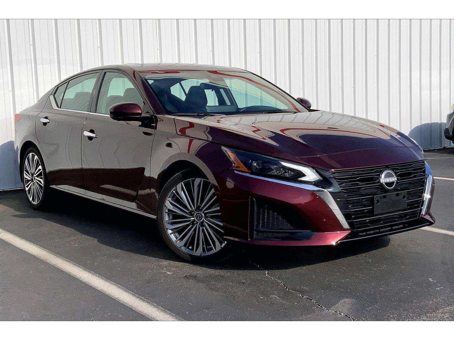 Used 2024 Nissan Altima 2.5 SL image 31