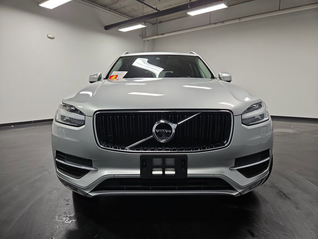 Used 2018 Volvo XC90 T6 Momentum w/ Convenience Package image 2