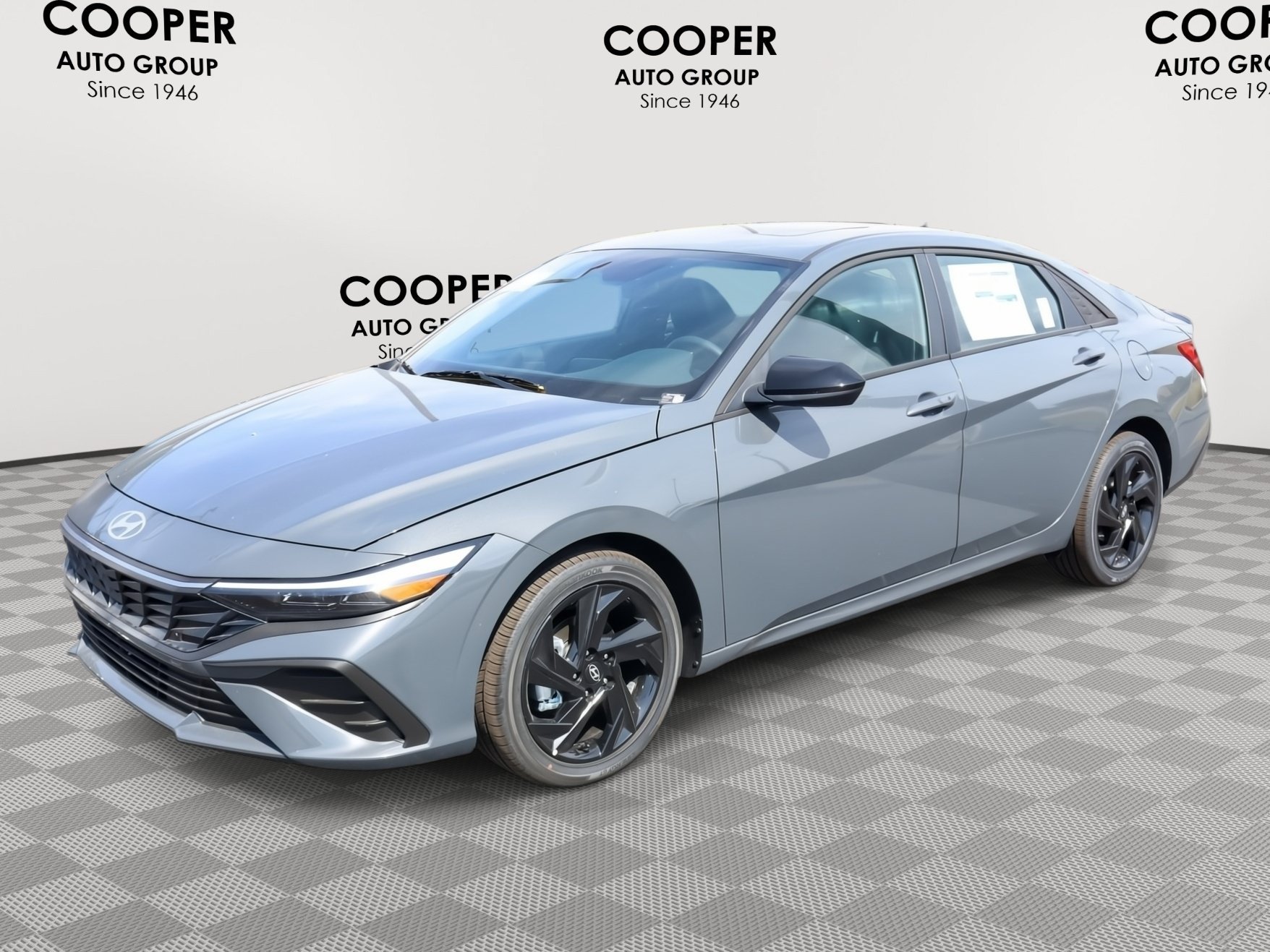 New 2026 Hyundai Elantra SEL Sport FWD image 3