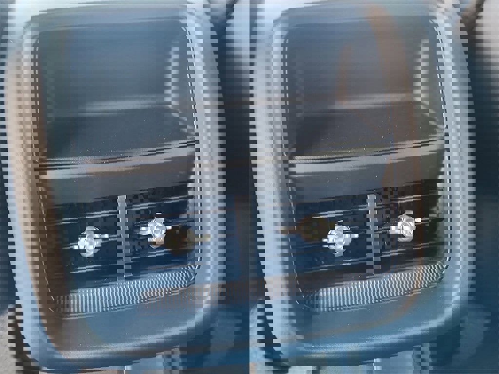 New 2026 Cadillac Lyriq Premium Luxury image 21