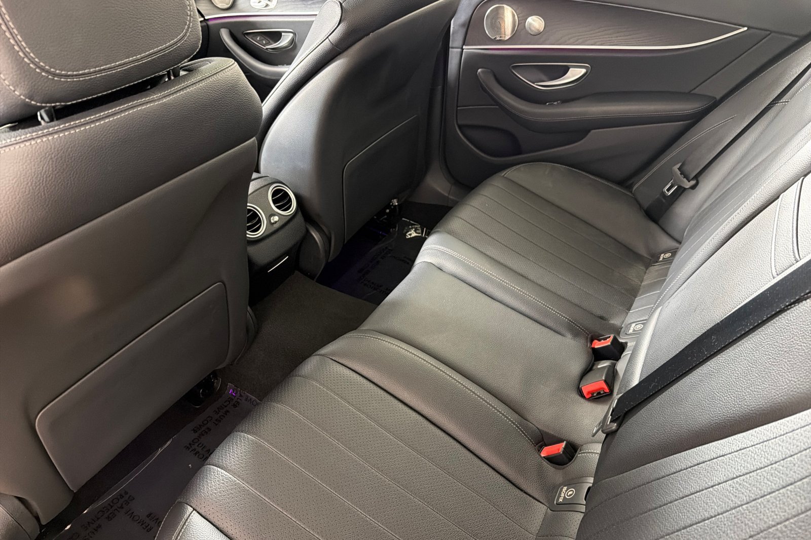 Used 2023 Mercedes-Benz E 350 Sedan image 11