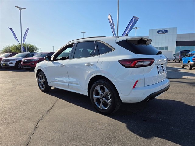 Certified 2023 Ford Escape ST-Line w/ Tech Pack #1 image 5