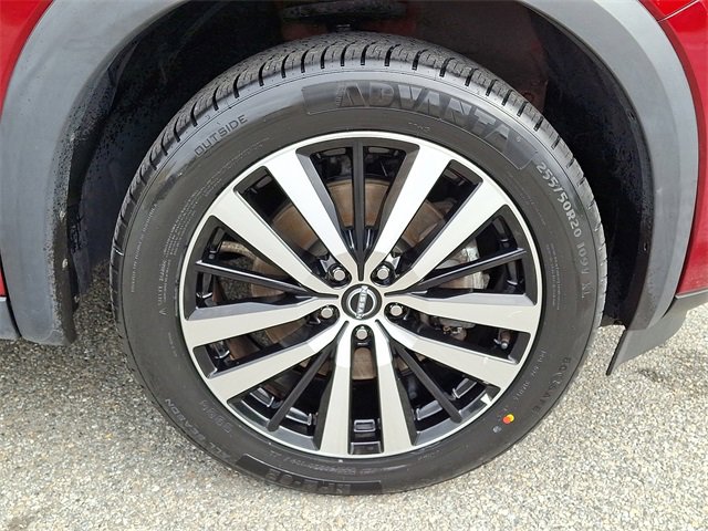 Used 2023 Nissan Pathfinder Platinum image 8