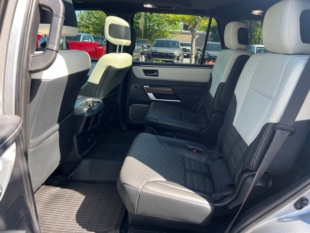 Certified 2025 Toyota Sequoia Capstone w/ Tow Technology Package AWD/4WD image 17