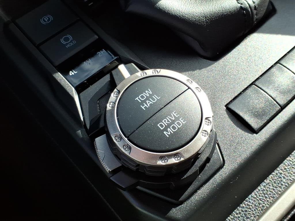 Used 2025 Toyota 4Runner SR5 image 16