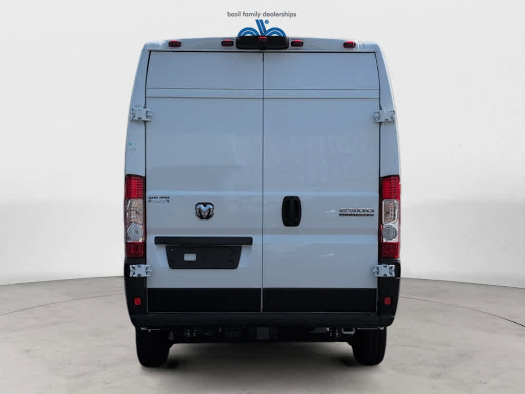 Used 2024 RAM ProMaster 2500 w/ Convenience Group image 7