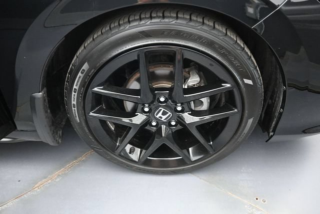 Used 2025 Honda Civic Sport image 30