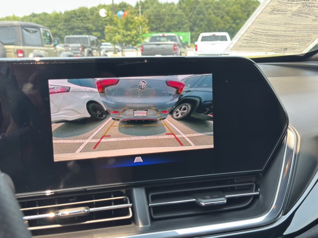 Used 2026 Chevrolet Trax RS w/ Sunroof Package FWD image 16