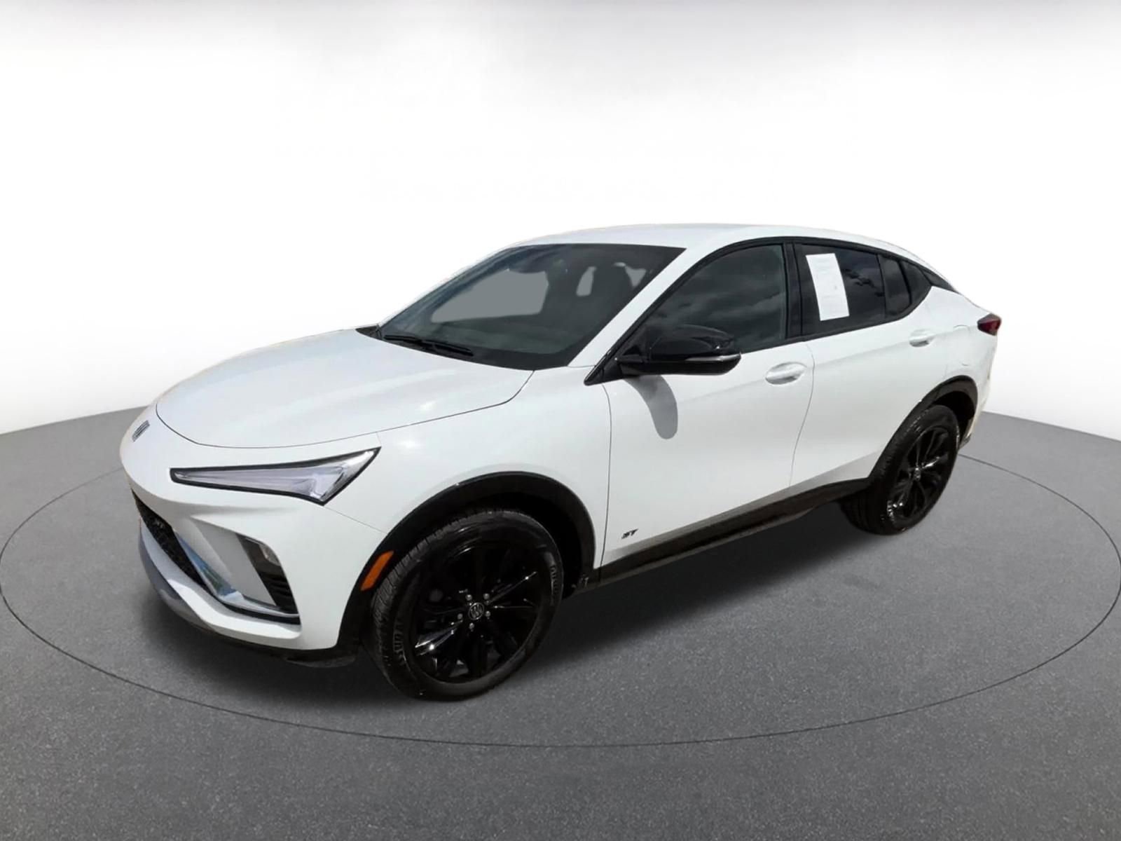 Used 2025 Buick Envista Sport Touring FWD image 8