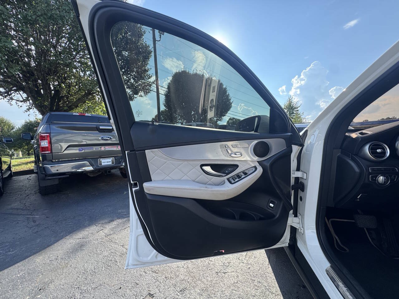 Used 2019 Mercedes-Benz GLC 300 image 13