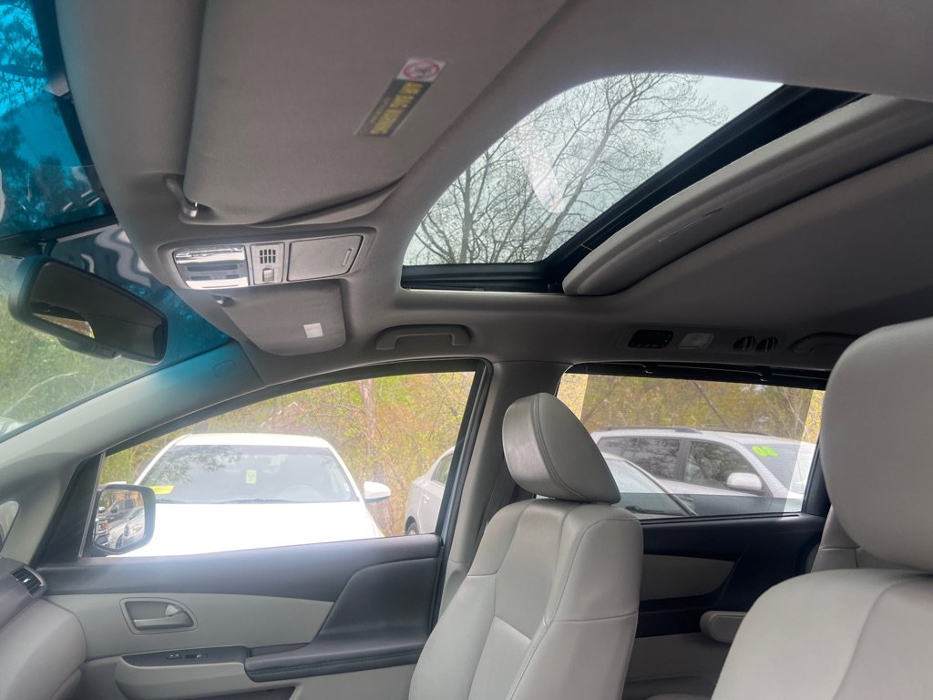 Used 2012 Honda Odyssey EX-L image 26