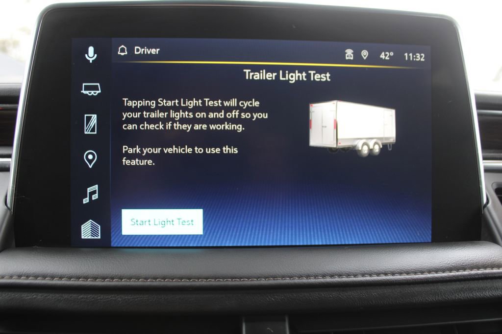 Used 2023 Chevrolet Suburban High Country image 48