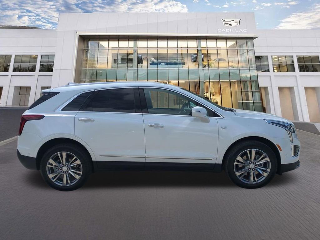 Used 2026 Cadillac XT5 Premium Luxury w/ Driver Assist Package AWD/4WD image 4