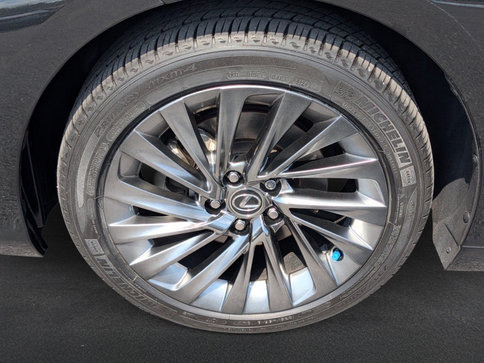 Certified 2024 Lexus ES 350 Ultra Luxury w/ Accessory Package (Z2) FWD image 9