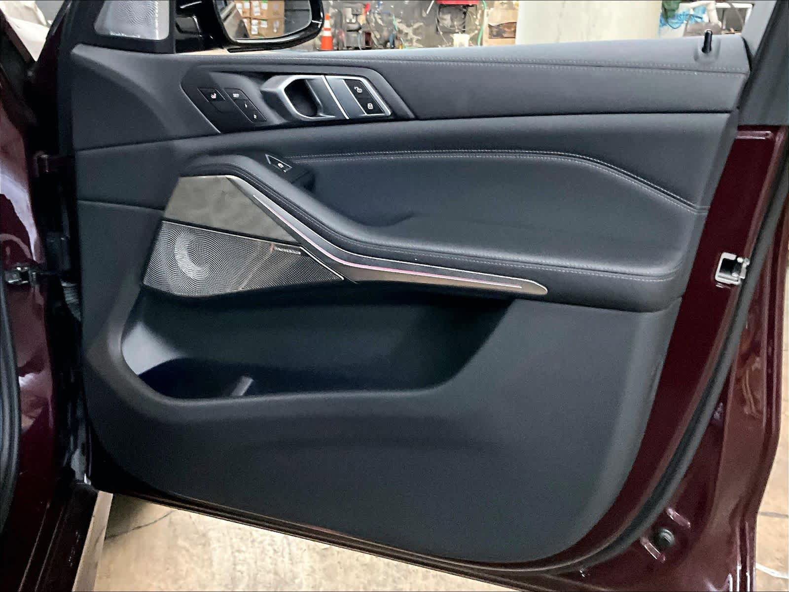 Certified 2023 BMW X5 M50i w/ Executive Package image 25