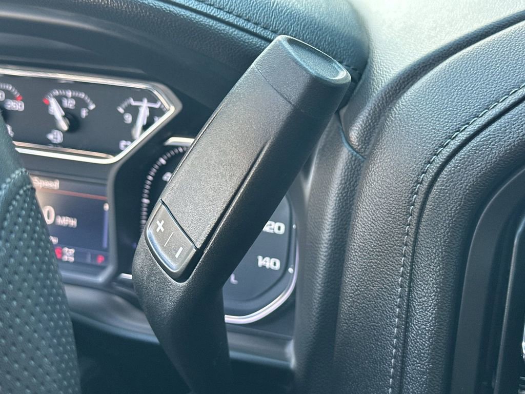 Used 2023 GMC Sierra 2500 SLT w/ SLT Premium Package image 19