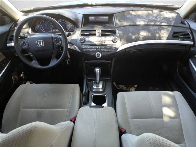 Used 2013 Honda Crosstour EX image 16
