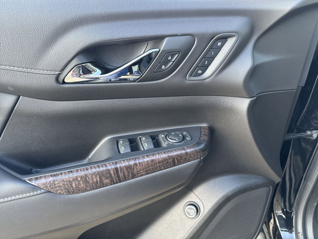 Certified 2023 GMC Acadia Denali w/ Trailering Package image 18