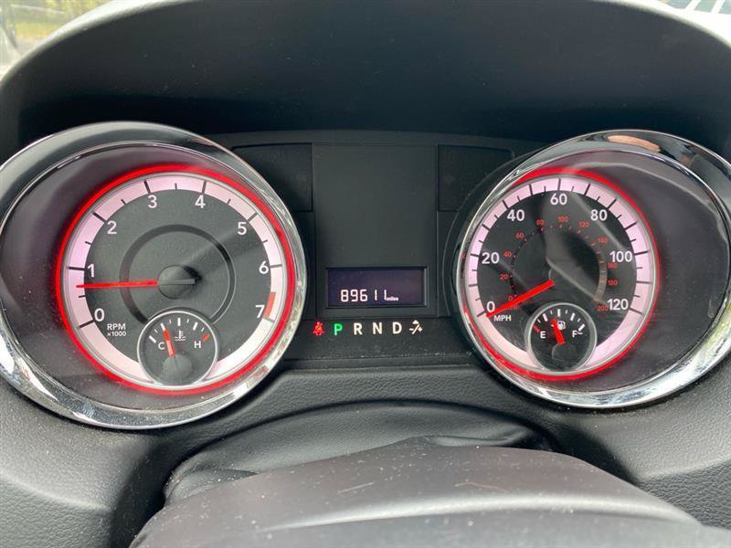 Used 2013 Dodge Grand Caravan American Value Package w/ UConnect Hands-Free Group FWD image 14