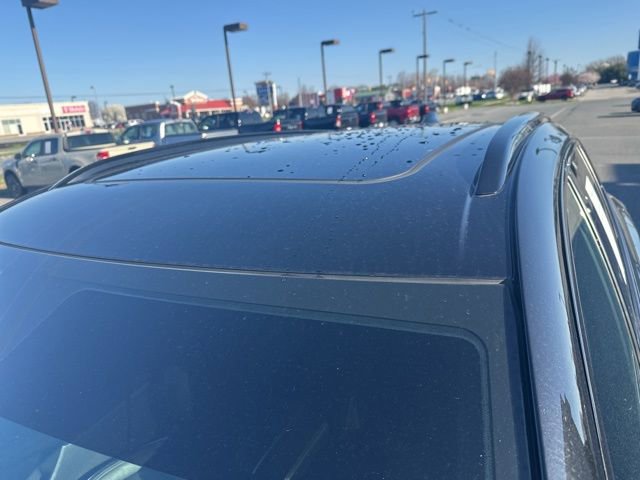 Used 2021 Buick Envision Essence w/ Technology Package I image 25