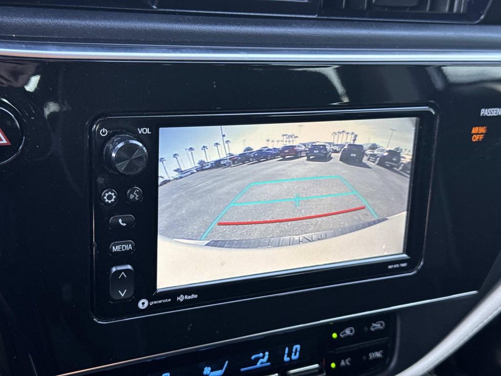 Used 2018 Toyota Corolla iM image 15