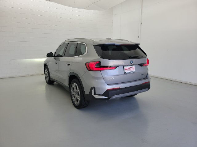 Used 2023 BMW X1 xDrive28i w/ Premium Package AWD/4WD image 6