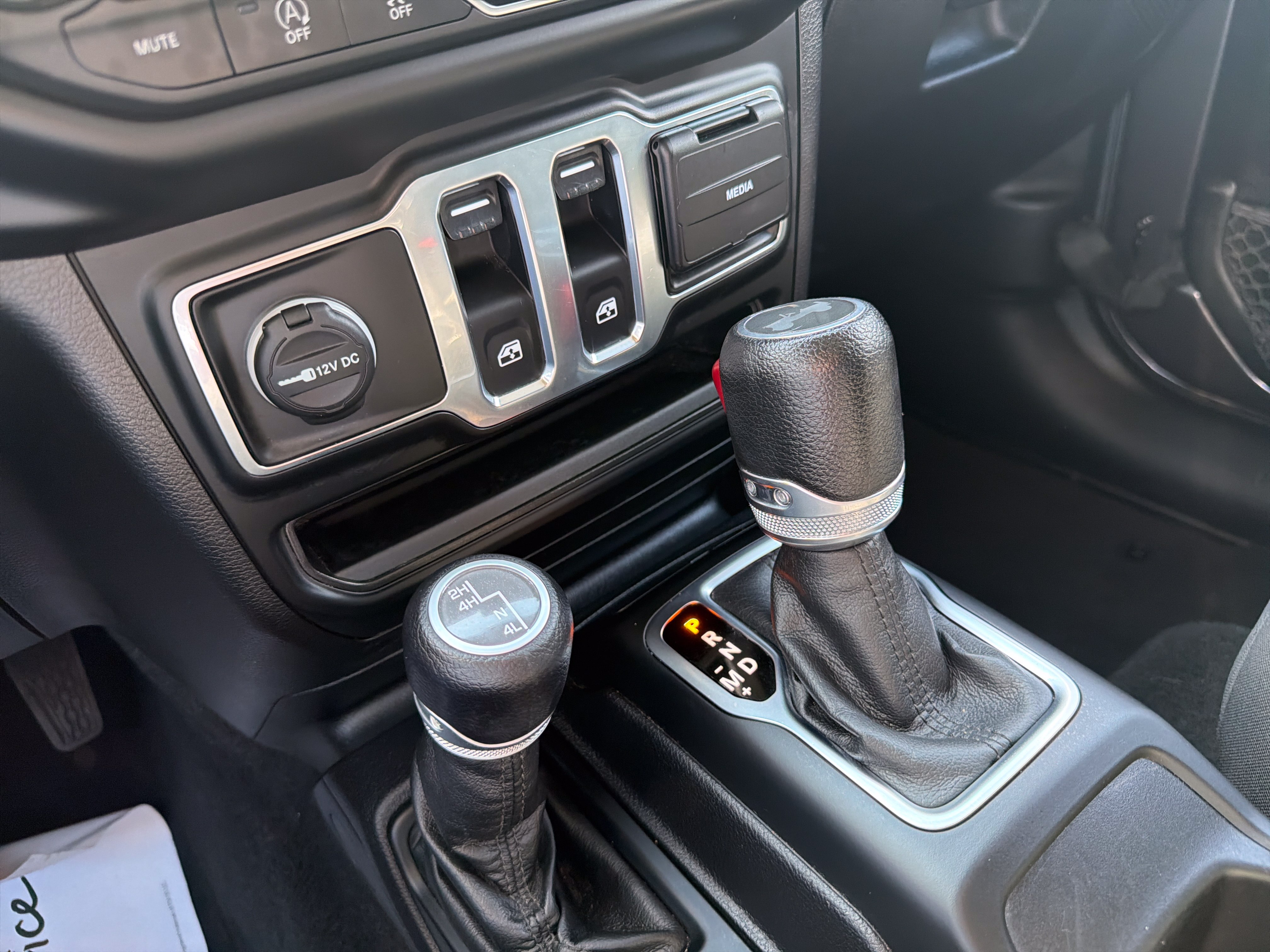 Used 2021 Jeep Wrangler Willys AWD/4WD image 20