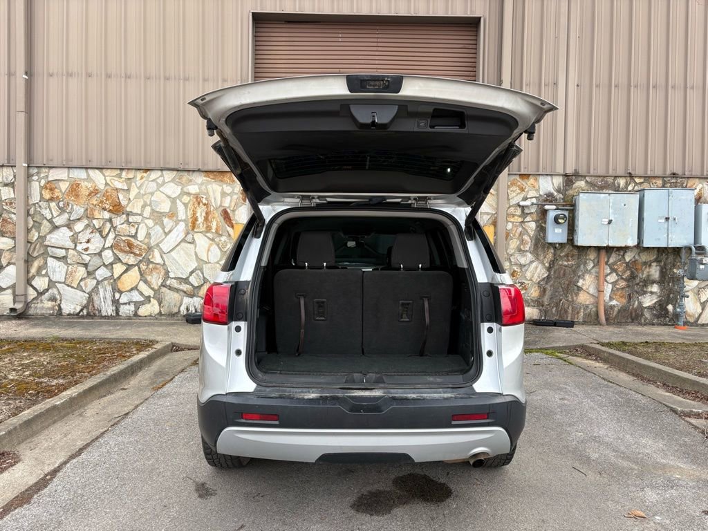 Used 2018 GMC Acadia SLE image 10