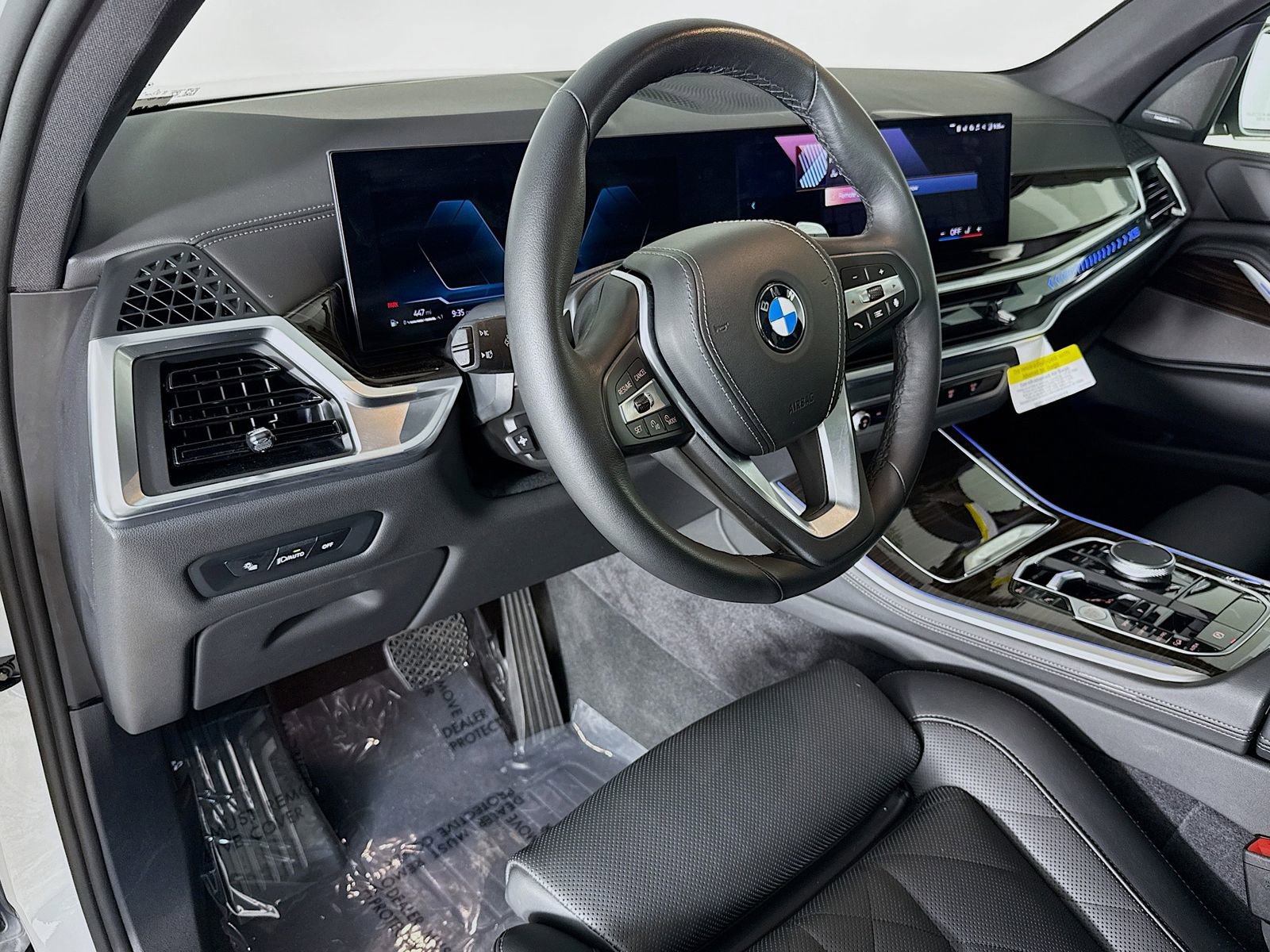 Used 2026 BMW X5 xDrive40i w/ Parking Assistance Package AWD/4WD image 9