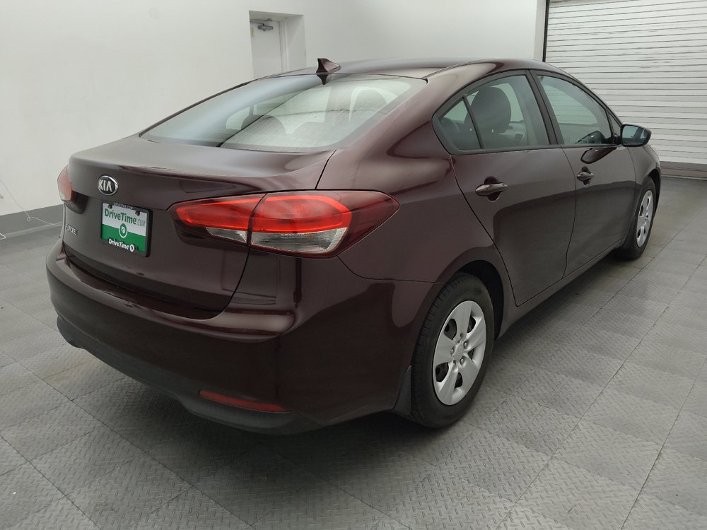 Used 2017 Kia Forte LX FWD image 9
