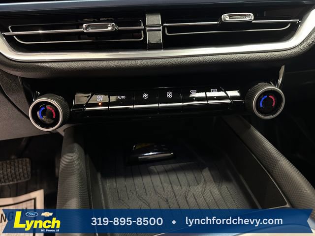 Used 2024 Chevrolet Equinox EV LT w/ Active Safety Package 3 image 13