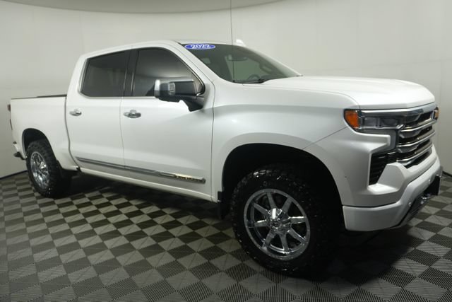 Used 2022 Chevrolet Silverado 1500 High Country w/ Z71 Off-Road Package