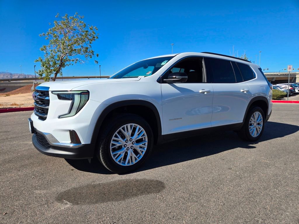 Used 2024 GMC Acadia Elevation image 2