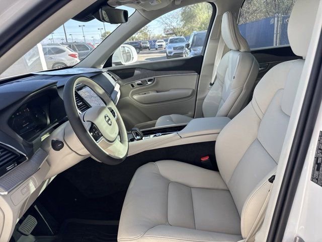 New 2025 Volvo XC90 T8 Plus w/ Protection Package Premier image 12