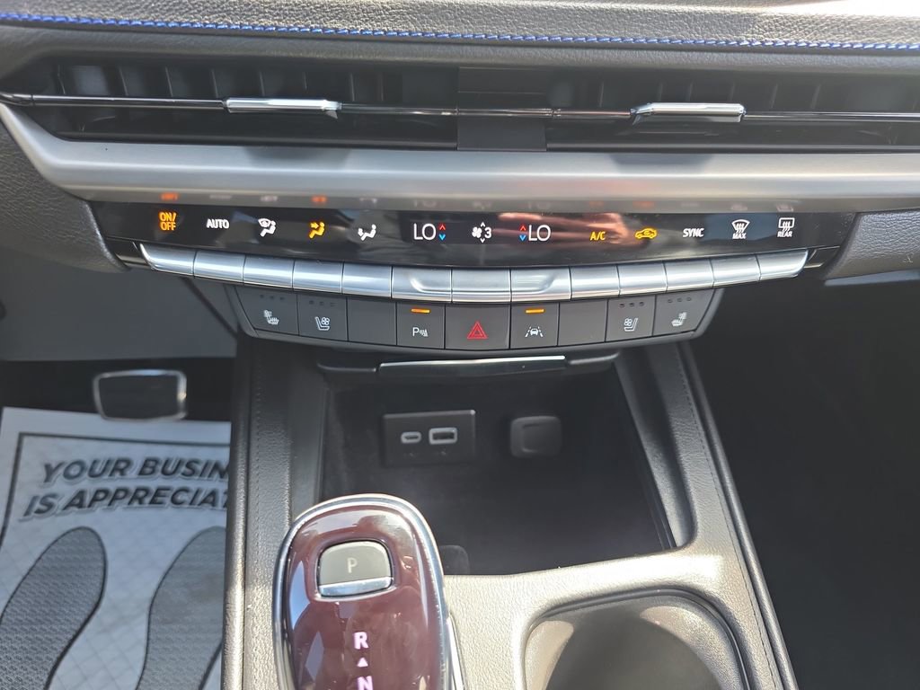 Used 2024 Cadillac XT4 Sport image 20