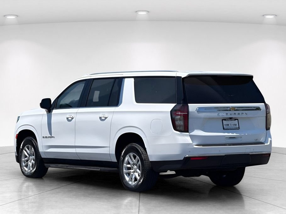 Used 2023 Chevrolet Suburban LT AWD/4WD image 6